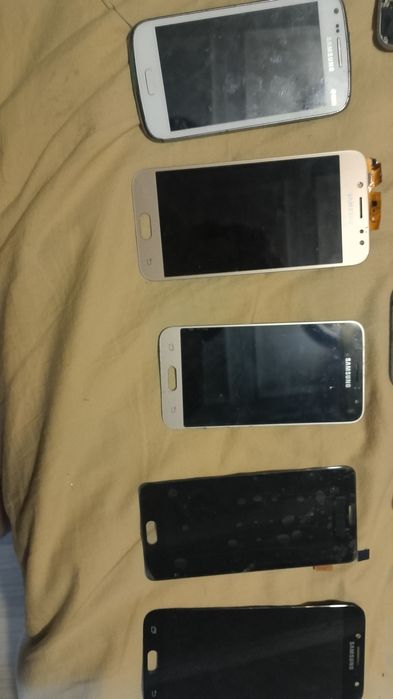 Дисплеи на Самсунг