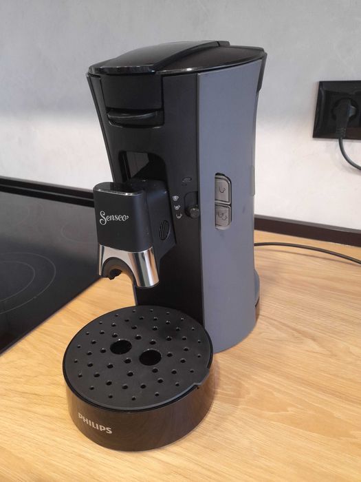 Кафемашина Philips Senseo Select CSA230 Crema Plus Филтърни кафе дози подове