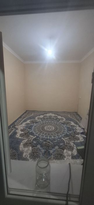 Зангиотадв 1 хонали уй ижарага берилади 250 у.е.