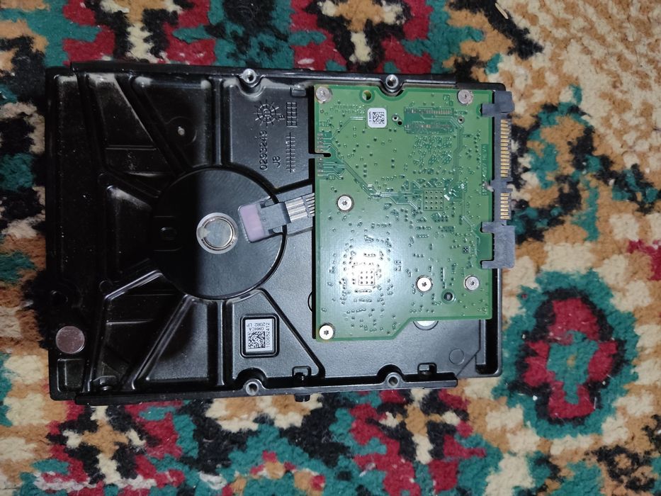 Жесткий диск 2тб