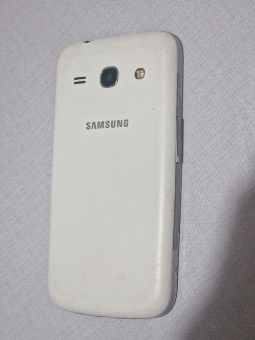 Samsung Galaxy J1. 2сим