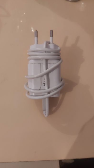 Кнопочный телефон