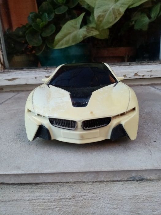 БМВ колекционерска коли4ка.