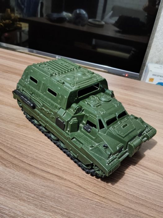Игрушки б/у для мальчика