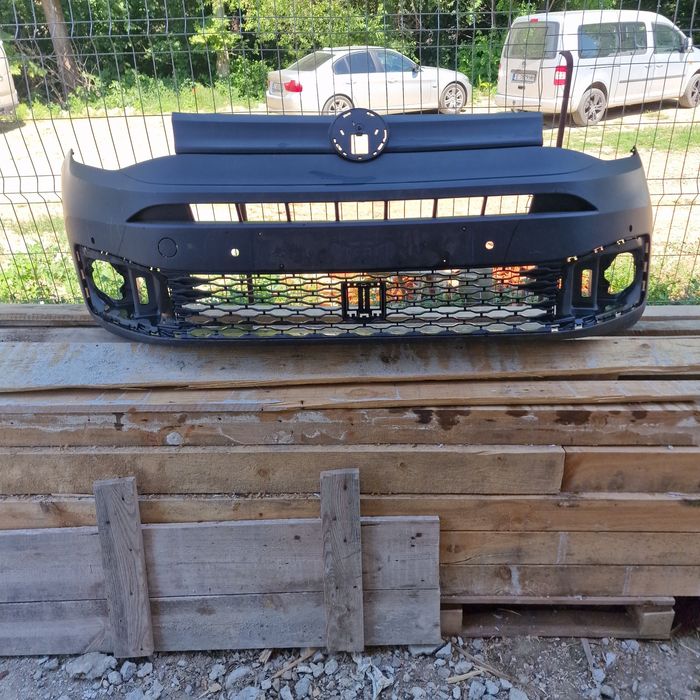 VW Caddy 20-24 2022 предна броня