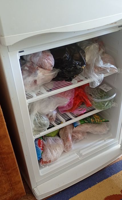 Продам холодильник