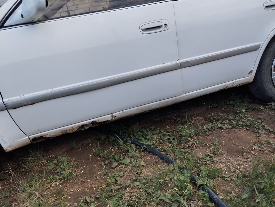 Продам Тойота Королла 97 года.