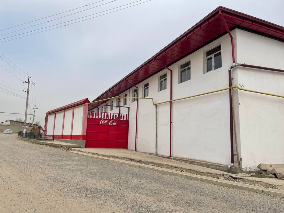 Продается в назарбеке 47 соток земли база склад производство  совсеми