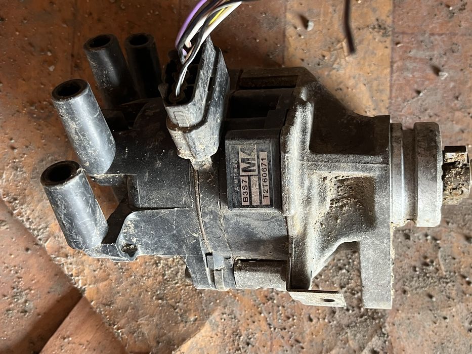 Трамблер на митсубиси