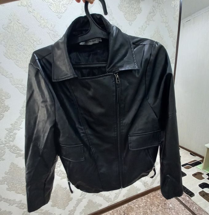 Продам кожаны куртка