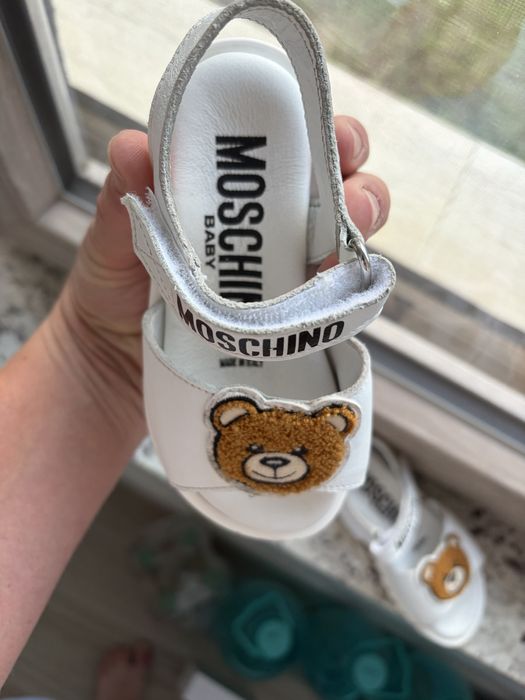 Sandalute Moschino