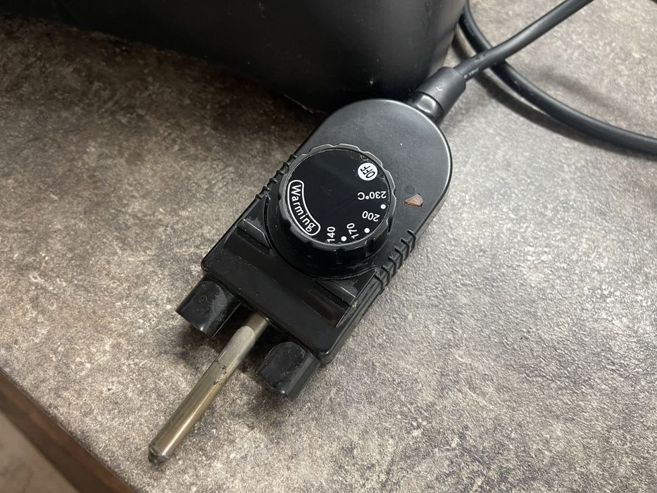 Ел. Скара Rohnson