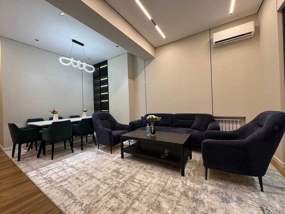 Квартира 102 м² с парковкой, ориентир Вундеркинд