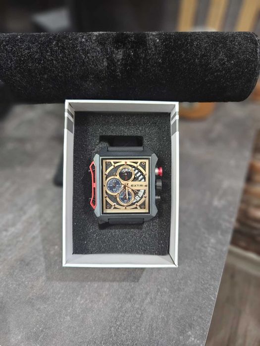 мъжки часовник CURREN