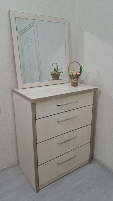 Камод мебель сотилади