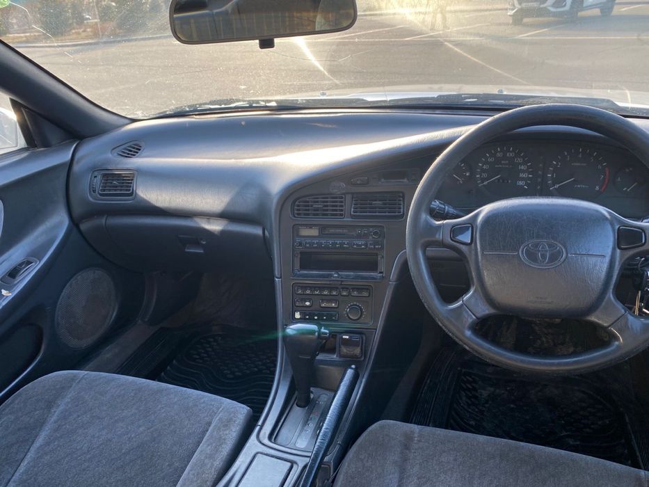 Toyota carina ed