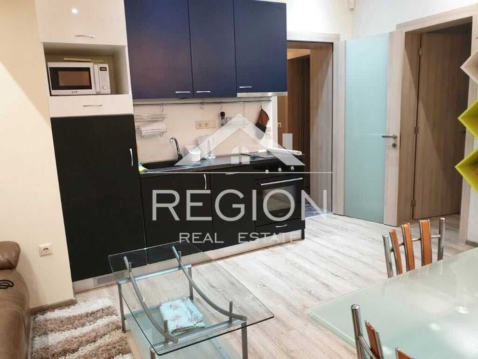 Дава се под наем Тристаен апартамент в Варна, Гръцка махала - 80 кв.м за 500 € - Снимка #1