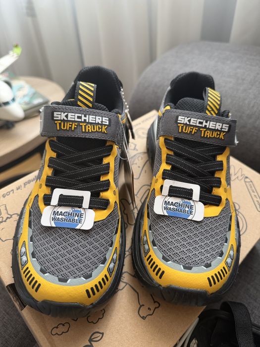 Детски маратонки Skechers SKECH TRACKS 33