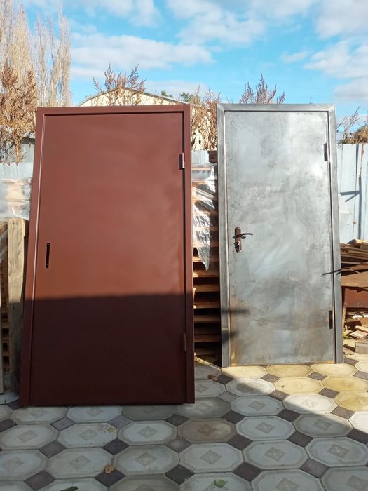 Продам железные двери