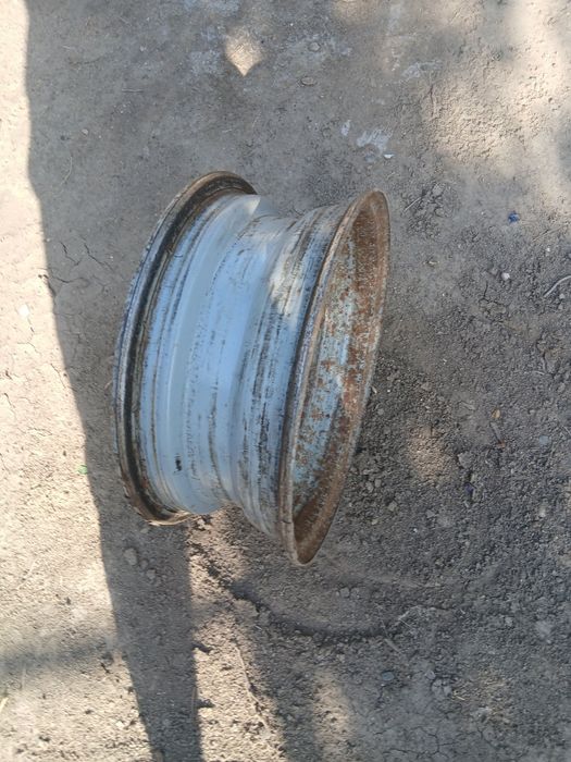 Диск р13 продам 1шт