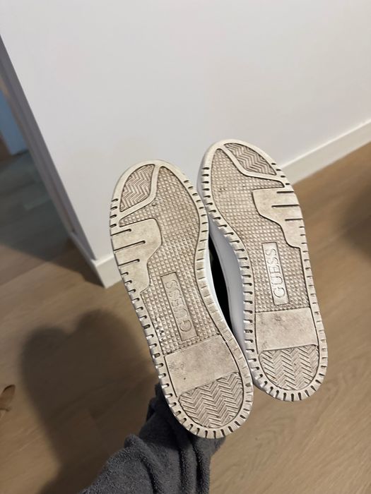Guess, adidași, 38 de femei, alb-negru
