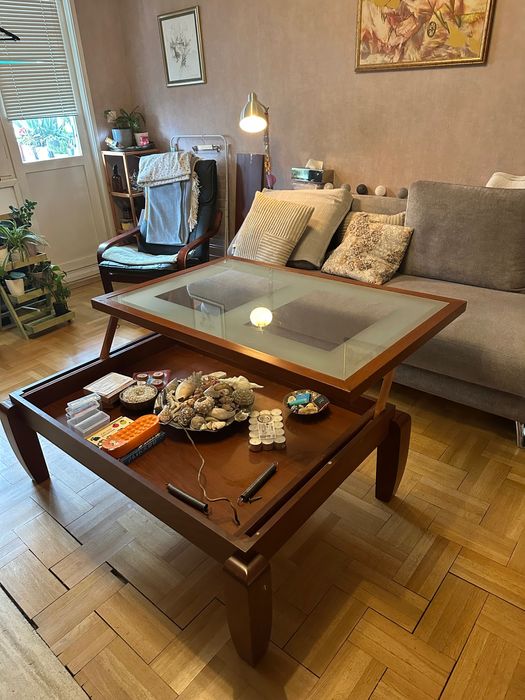 Холна маса масив употребявана