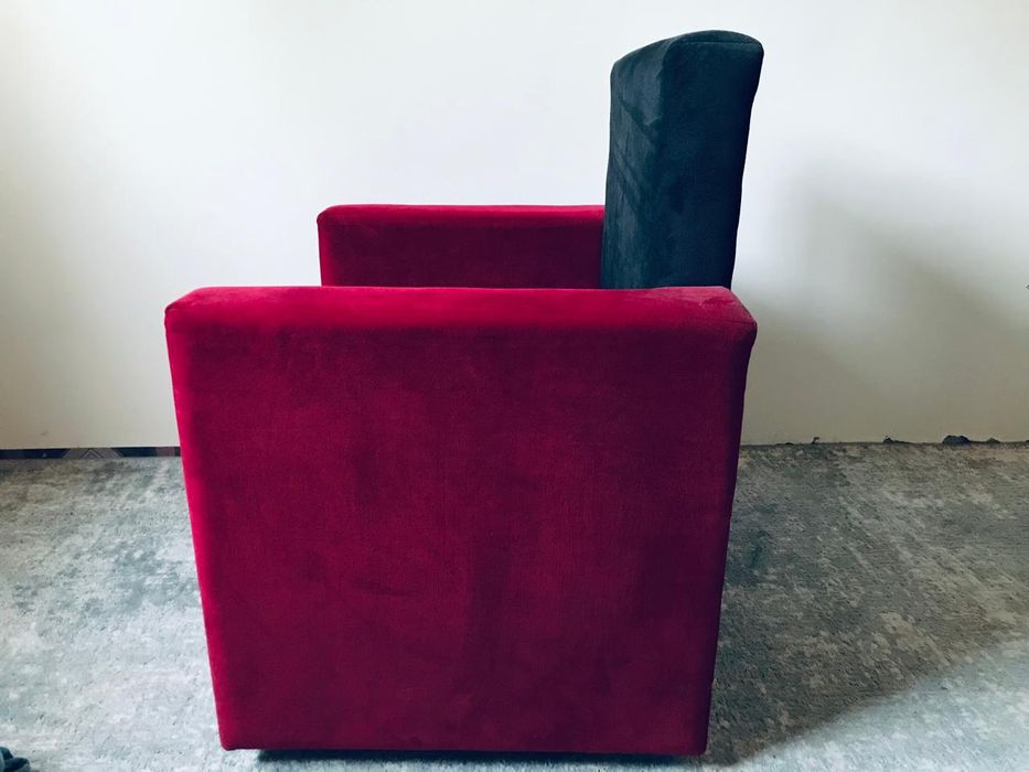 Продам срочно диван кресло