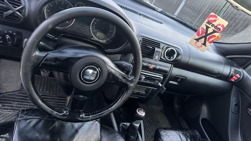 Vand sau schimb seat leon 1m 1.8 turbo