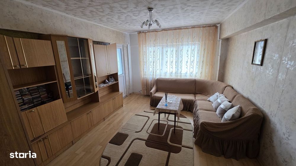 Vand ap cu 3 camere str. Musetelului