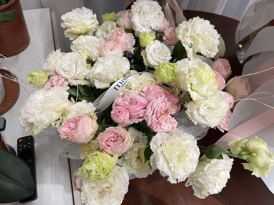 Свежие букнты цветов