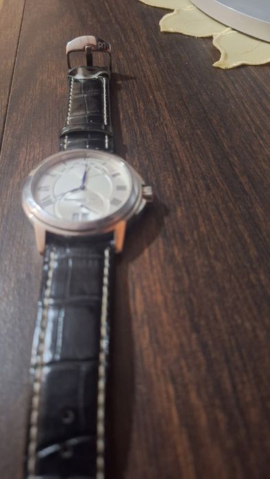 Часовник Raymond Weil