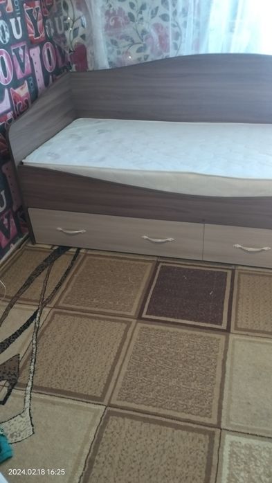 Кровать односпальная