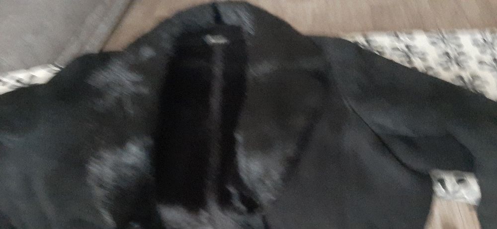 Продаю мужскую дубленку