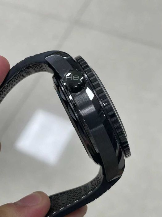 omeg seamaster gmt deep black