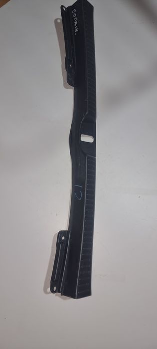 Пластик по салону хайландер