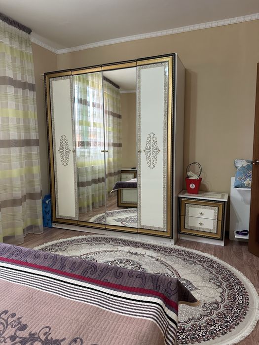 Спальный гарнитур