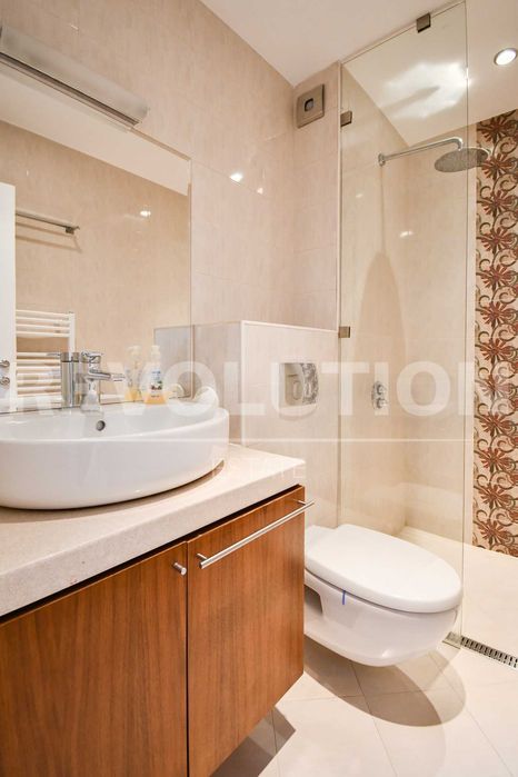 Дава се под наем Къща в София, Център - 318 кв.м за 1700 € - Снимка #15