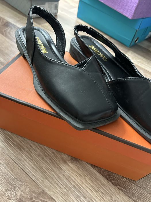 Обувь носились 2-3 раза