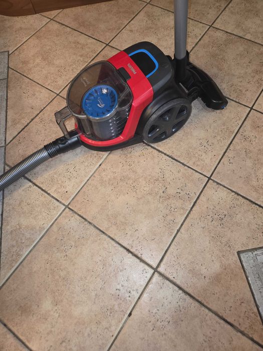 Прахосмукачка Phillips Power Pro compact 5