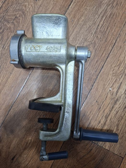 Мясорубка 1980г б/у