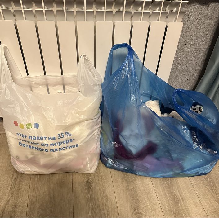 Два пакета вещей на девочку от 0 до 9 мес