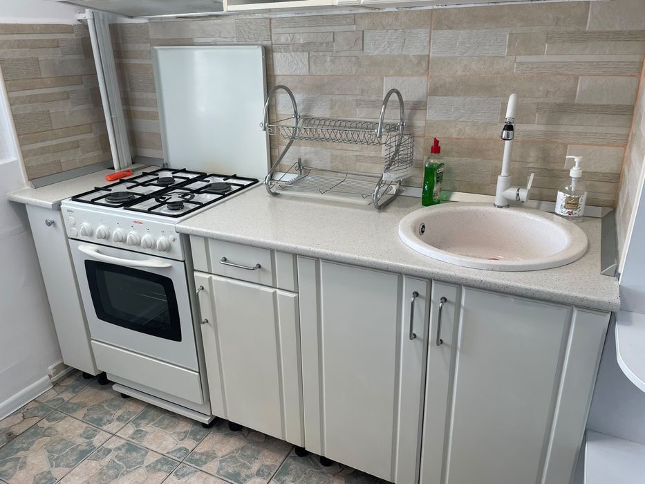 Inchiriez Apartament 3 camere , Calea Giulesti , confortabil si utilat