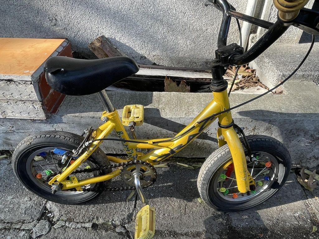 Детско колело + помощни колела гр. Бургас Възраждане • OLX.bg