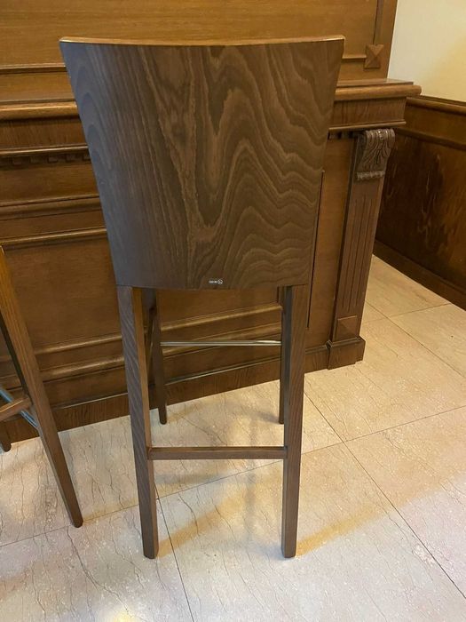 Бар стол от масив