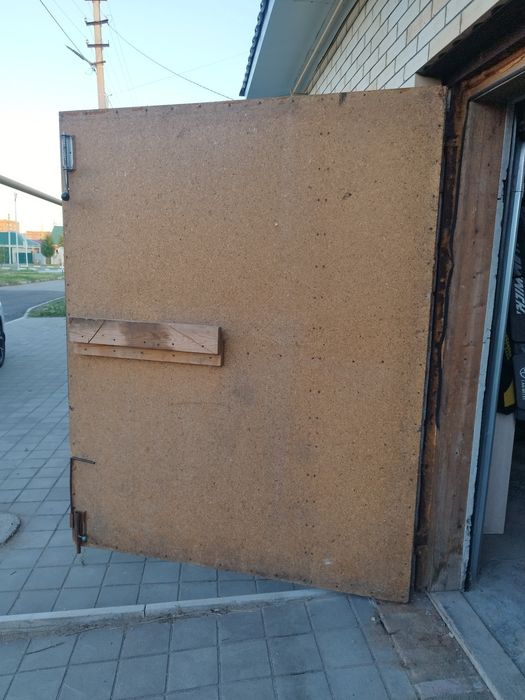 Продам деревянные ворота