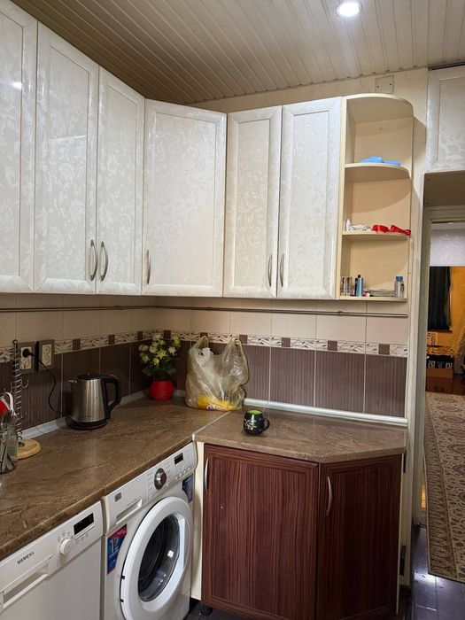 Квартира на Ц13-Лабзак 3*4/1/4 общ пл 70м +парковка+подвал+огород