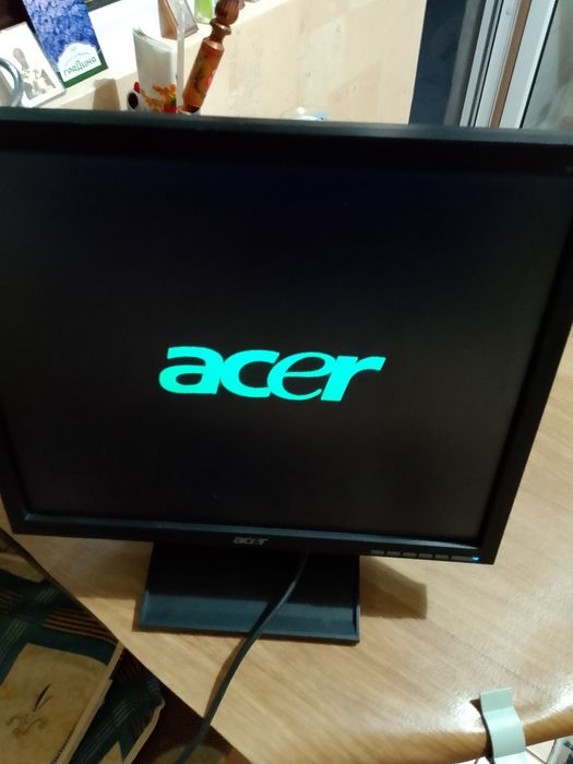 Монитор Acer 17 LCD