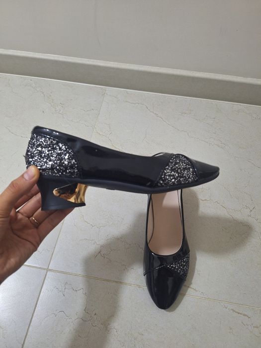 Продаётся туфли абсолютно новые