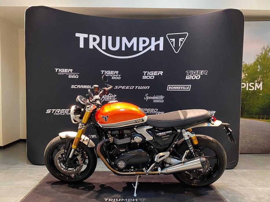 Motocicleta Triumph Speed Twin 1200 RS Second 2025 | Rate | Leasing