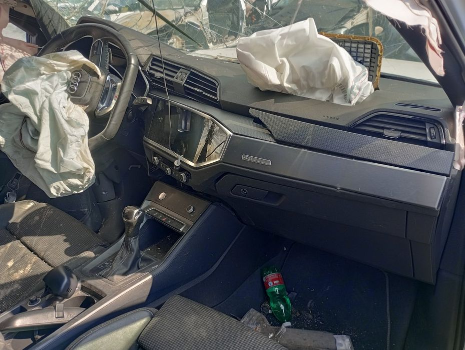Audi Q3 S line На части..